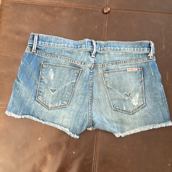 Hudson distressed jean shorts size 27 - Picture 2 of 7